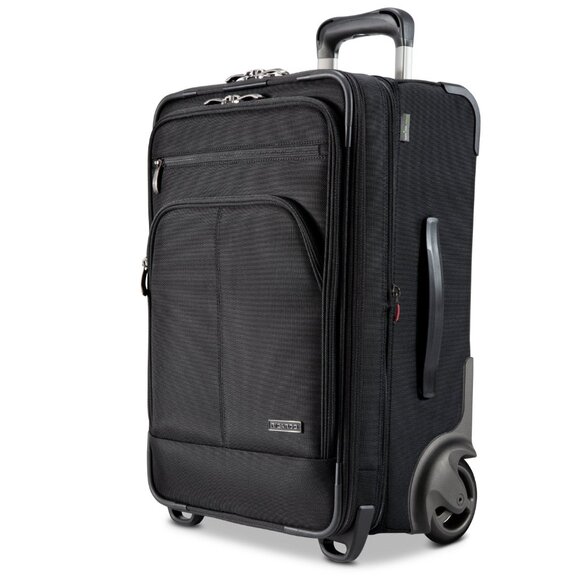NIB NWT Ricardo Beverly Hills Flight Essentials Softside Carry-On, Black - Picture 1 of 11